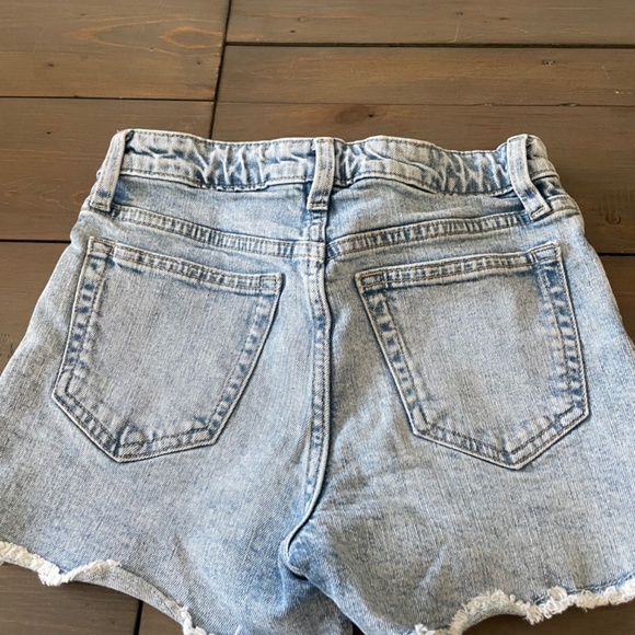 GapKids Denim Cutoff Jean Shorts High Rise - Picture 4 of 5